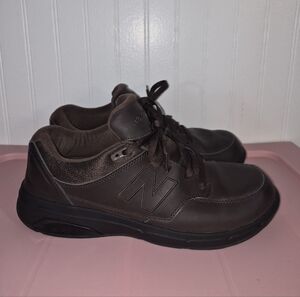 Mens New Balance Brown Leather 813 Walking Shoes